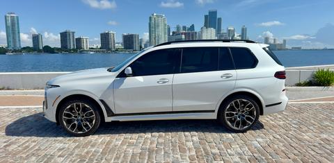 BMW X7 2024