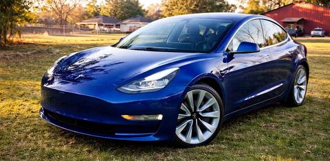 Tesla Model 3 2022