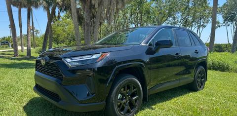 Toyota RAV4 2025