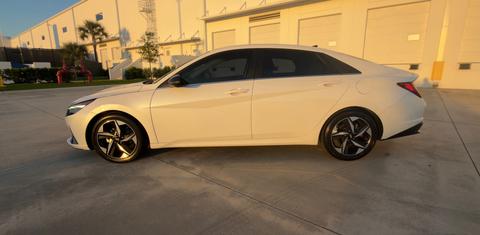 Hyundai Elantra 2021