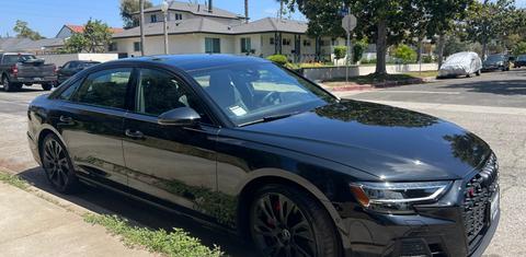 Audi S8 2025