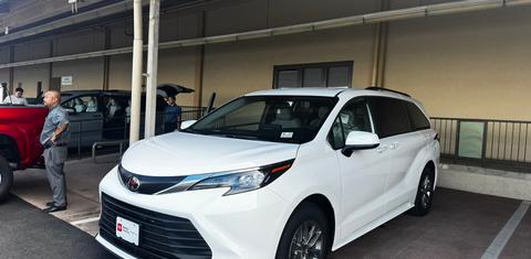 Toyota Sienna 2026