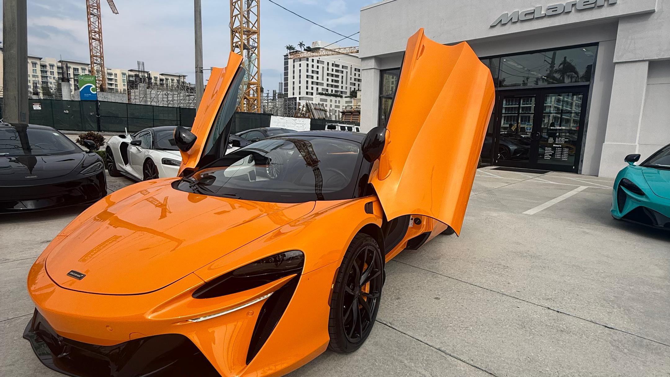 McLaren Artura 2025 in Fort Lauderdale, FL