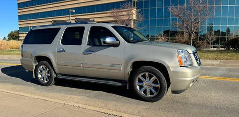 GMC Yukon XL 2011