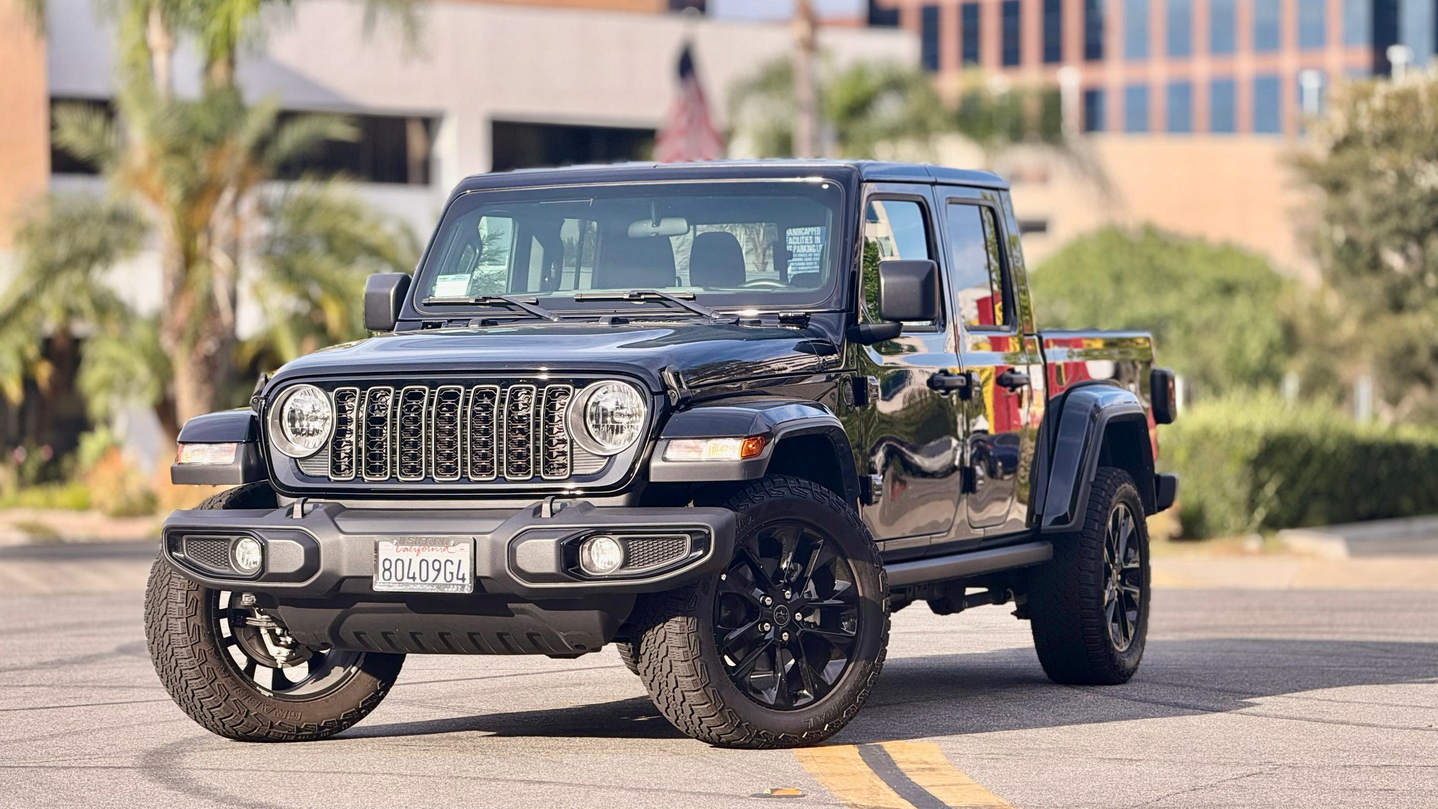 Jeep Gladiator 2025 in Irvine, CA