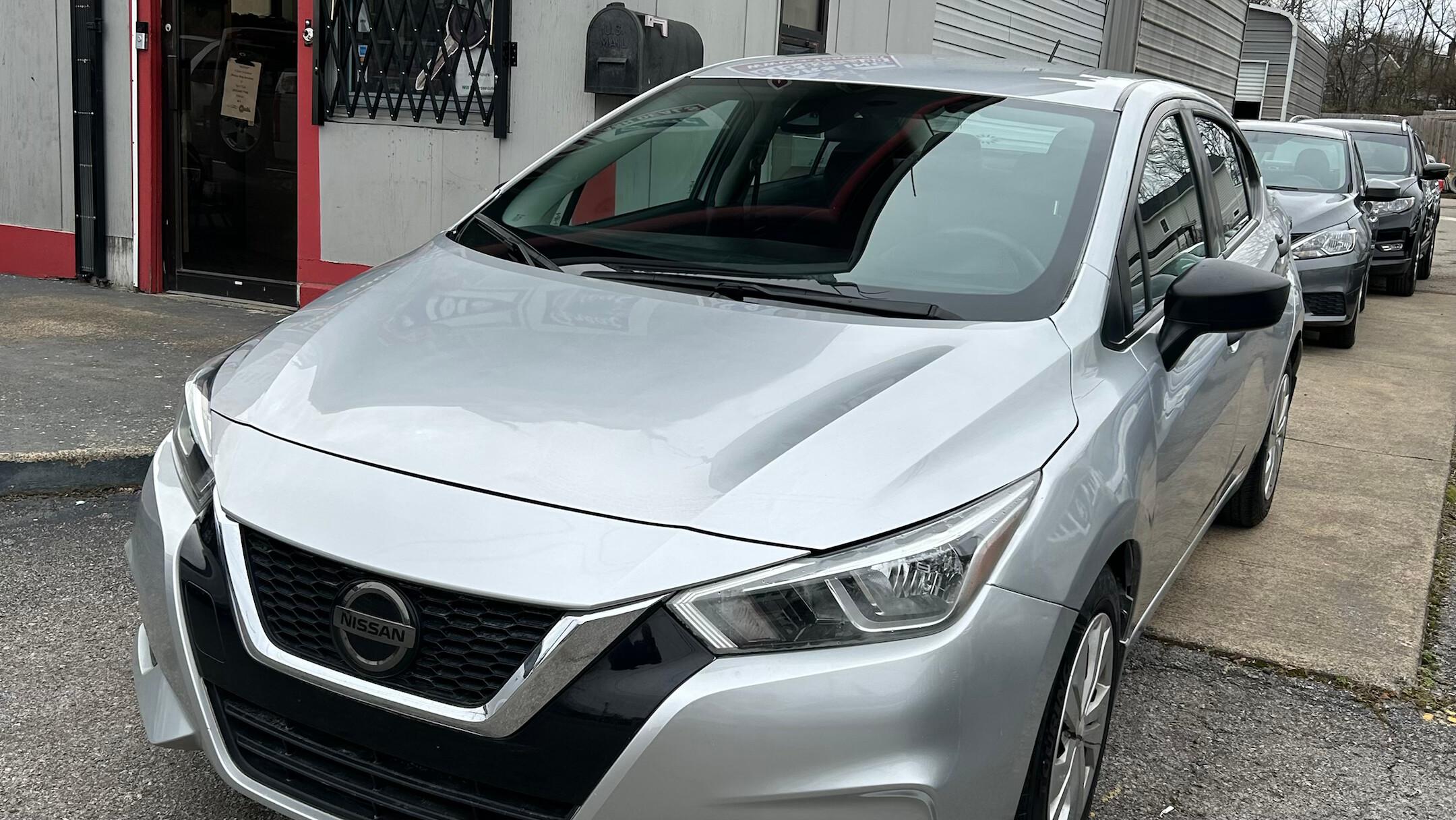 Nissan Versa 2020 in 