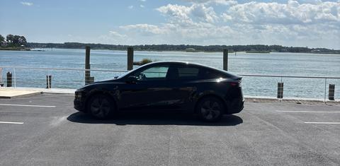 Tesla Model Y 2026