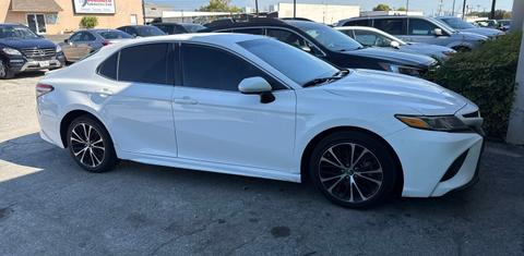 Toyota Camry 2019