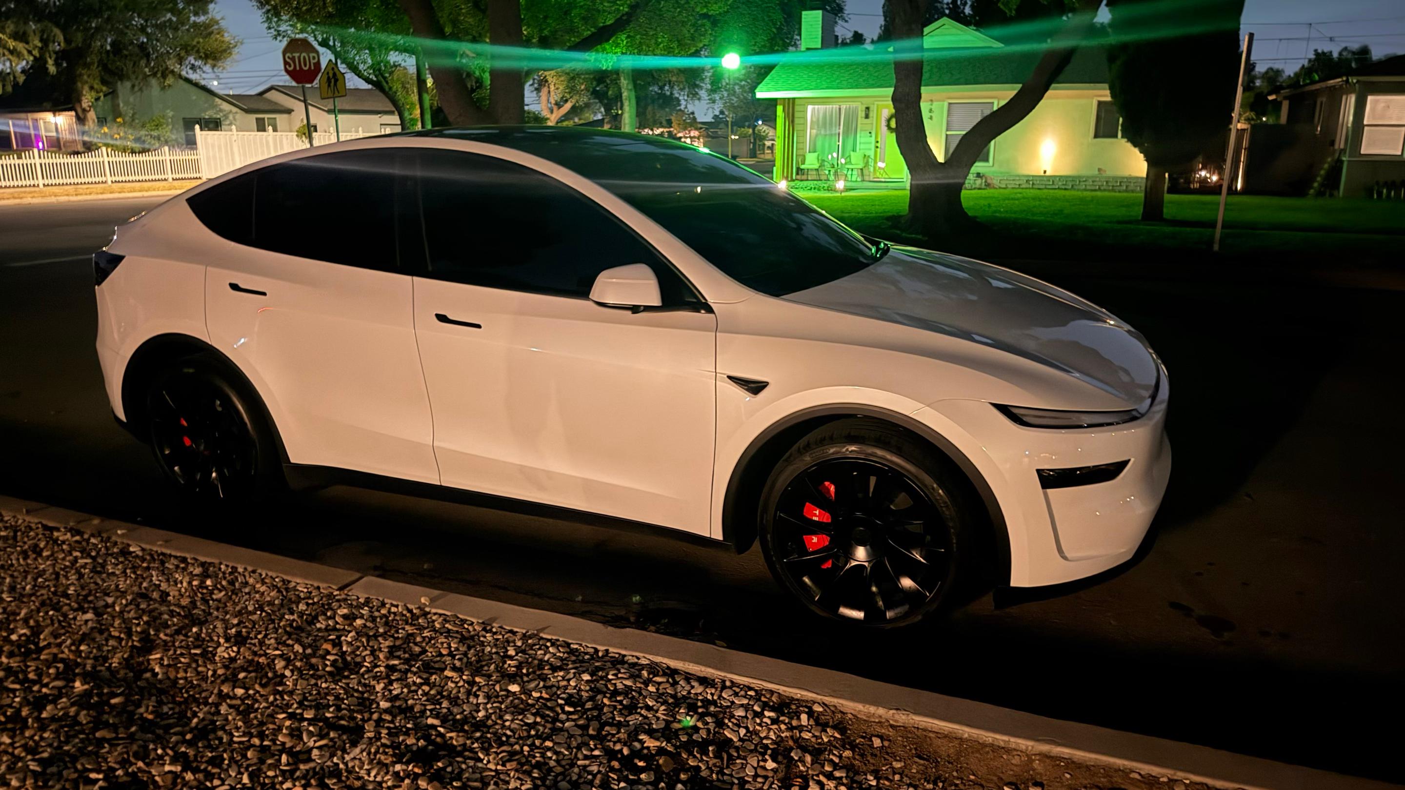 Tesla Model Y 2026 in Ontario, CA