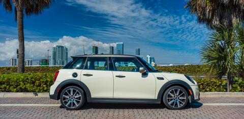 MINI Hardtop 4 Door 2023