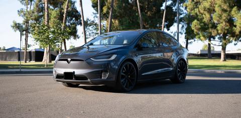 Tesla Model X 2019