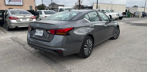 Nissan Altima 2025