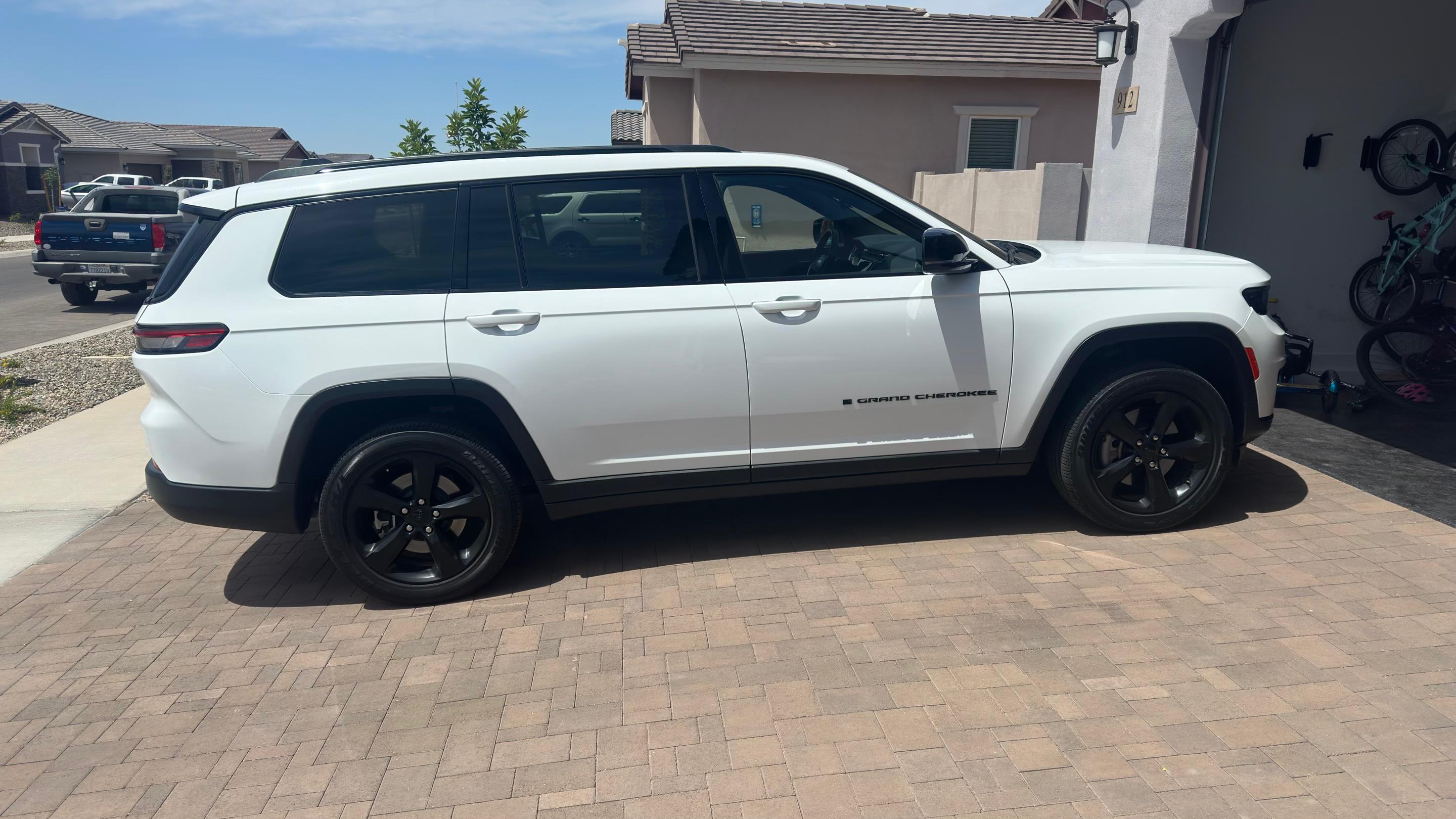 Jeep Grand Cherokee L 2023 in Apache Junction, AZ