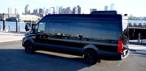 Mercedes-Benz Sprinter 2025