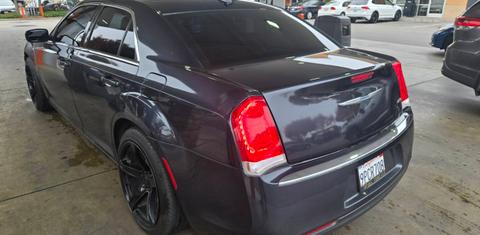 Chrysler 300 2016