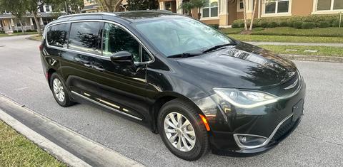 Chrysler Pacifica 2019