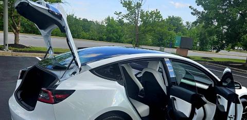 Tesla Model 3 2020
