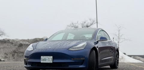 Tesla Model 3 2020