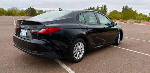 Toyota Camry Hybrid 2025