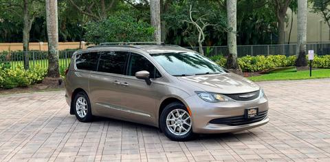 Chrysler Pacifica 2017
