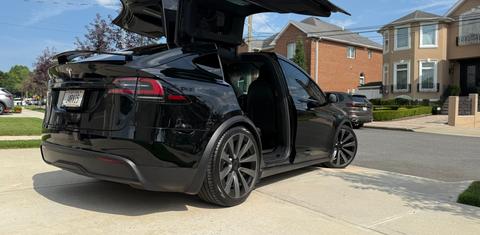 Tesla Model X 2022