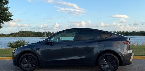 Tesla Model Y 2026