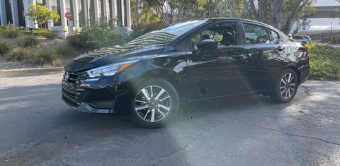 Nissan Versa 2025