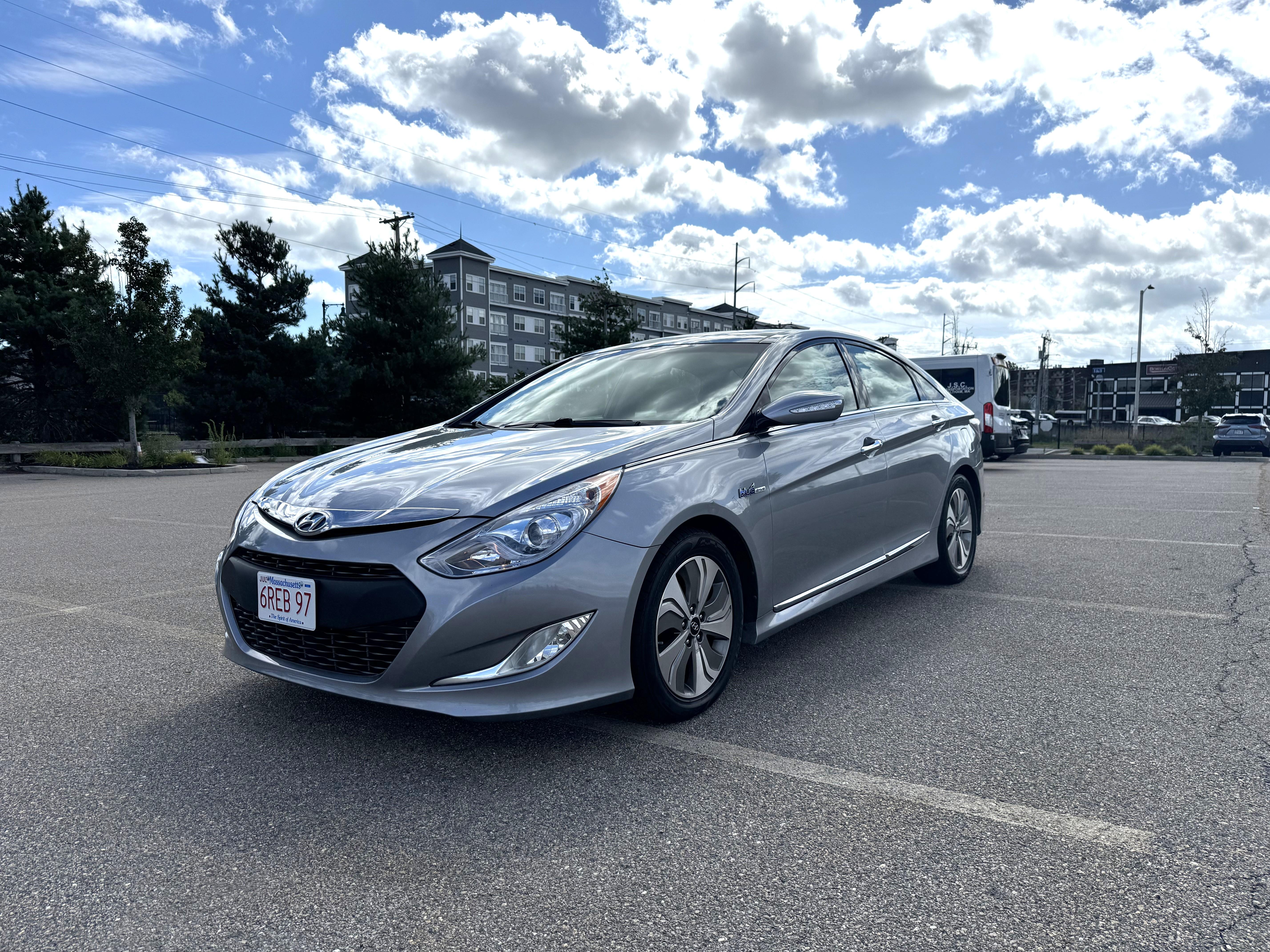 Hyundai Sonata Hybrid 2015 in Boston, MA