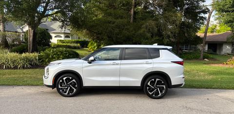 Mitsubishi Outlander 2024
