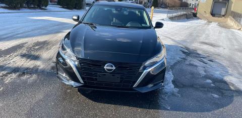 Nissan Altima 2024