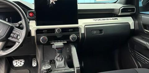 Toyota Tacoma 2024