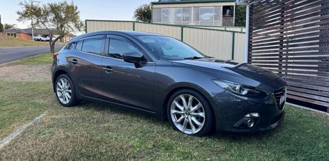 Mazda MAZDA3 2015