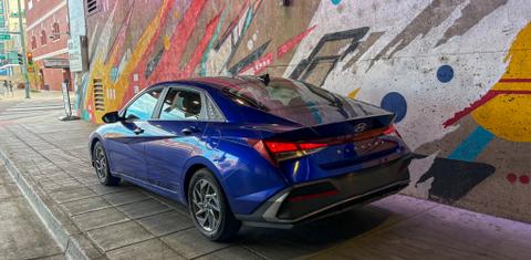Hyundai Elantra 2024