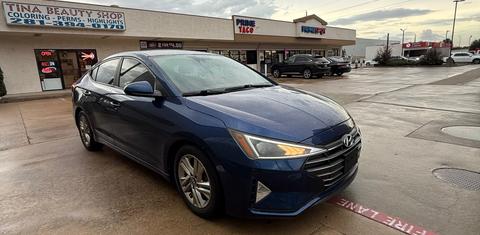 Hyundai Elantra 2019