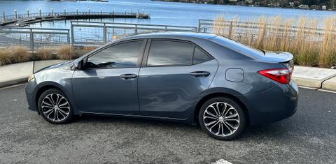 Toyota Corolla 2015