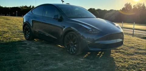 Tesla Model Y 2023