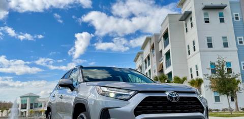 Toyota RAV4 Hybrid 2025