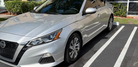 Nissan Altima 2019