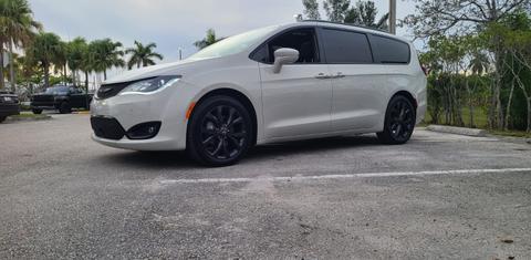 Chrysler Pacifica 2020