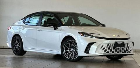 Toyota Camry Hybrid 2026