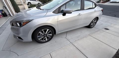 Nissan Versa 2021