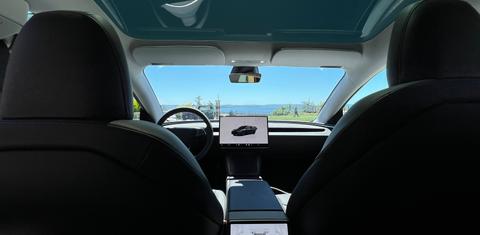 Tesla Model 3 2025
