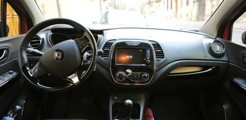 Renault CAPTUR 2015