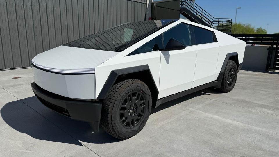 Tesla Cybertruck 2024 rental in Phoenix, AZ by Marco P. | Turo