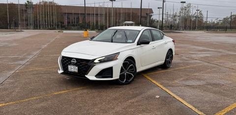 Nissan Altima 2025