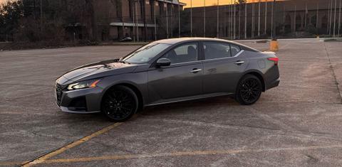Nissan Altima 2025