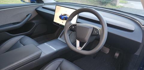 Tesla MODEL 3 2024