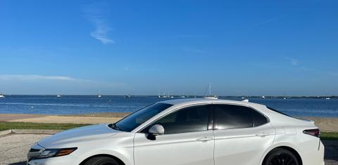 Toyota Camry Hybrid 2022