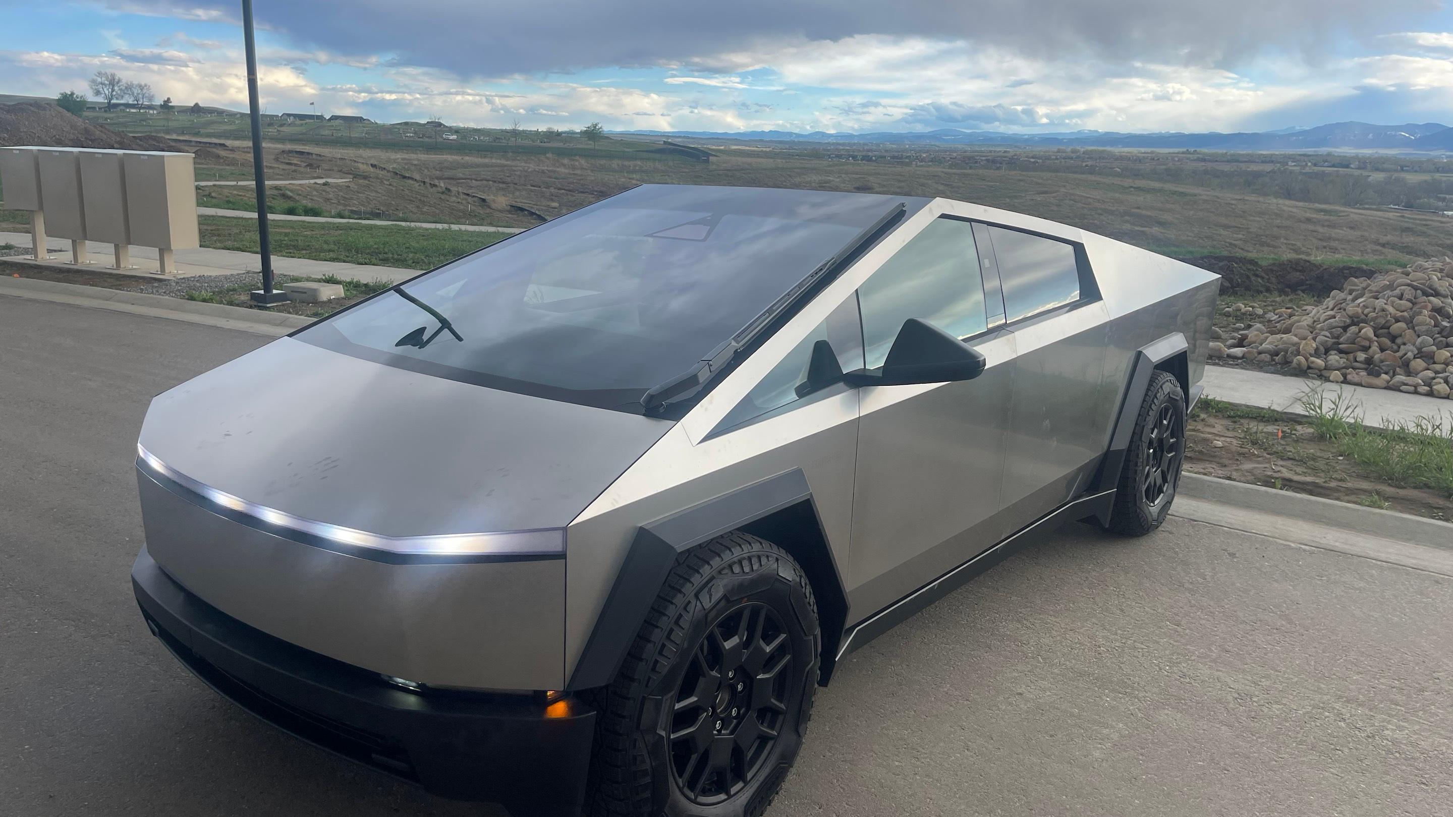 Tesla Cybertruck 2024 in Erie, CO