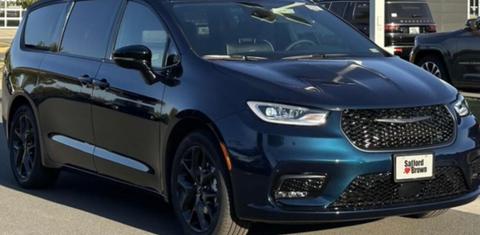 Chrysler Pacifica 2024
